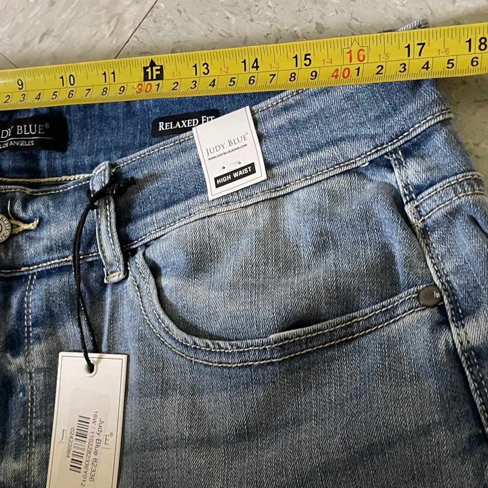 Judy Blue JB82336LT Relaxed Fit High Rise Jeans – Plus Size 18W NWT - Picture 4 of 9